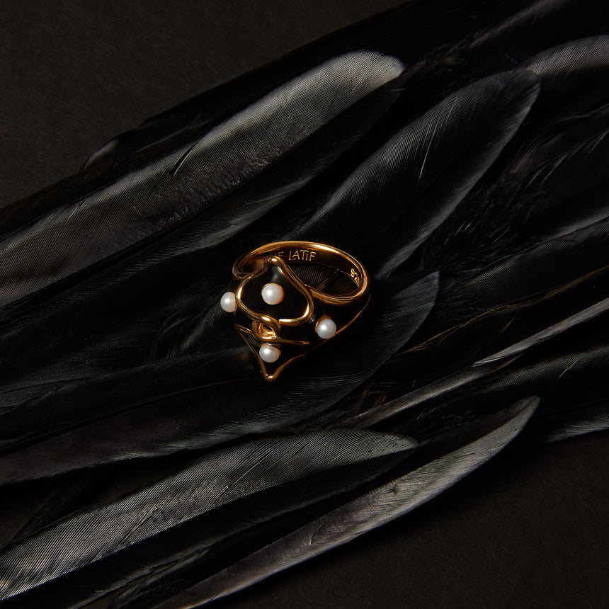Pearl Bow Mourning Ring