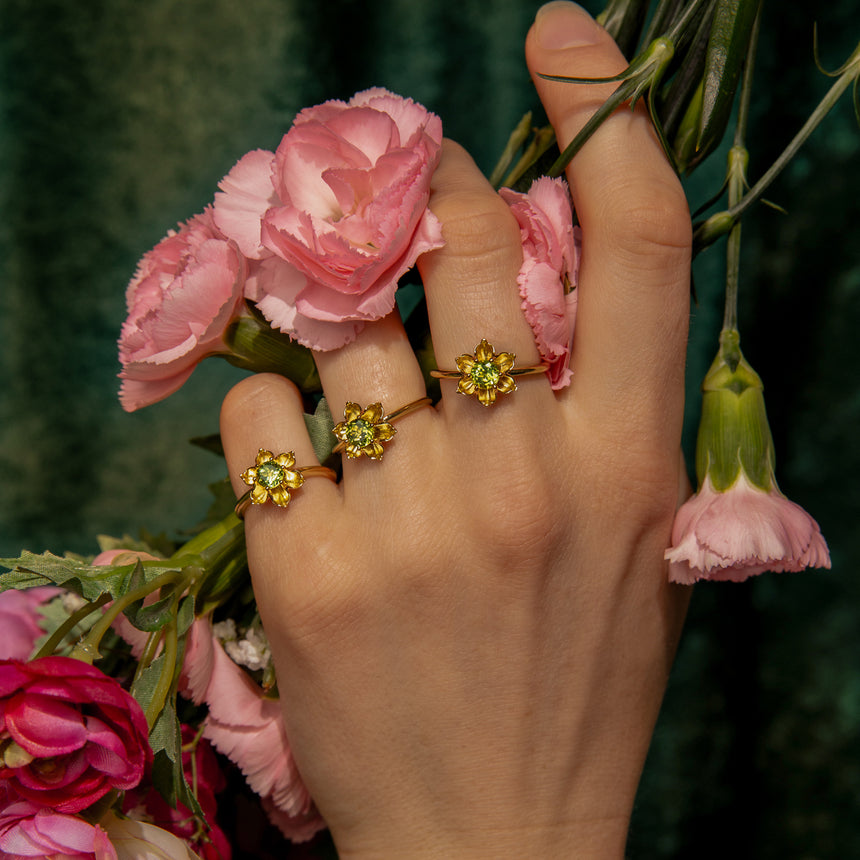 Buttercup Ring with Peridot